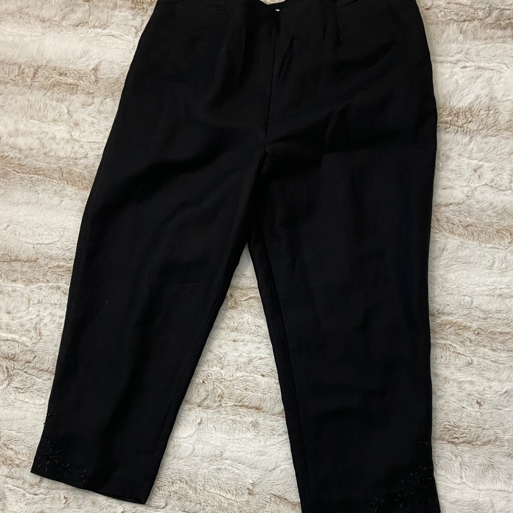 Jillian Jones Black 55% Linen Women's Pants